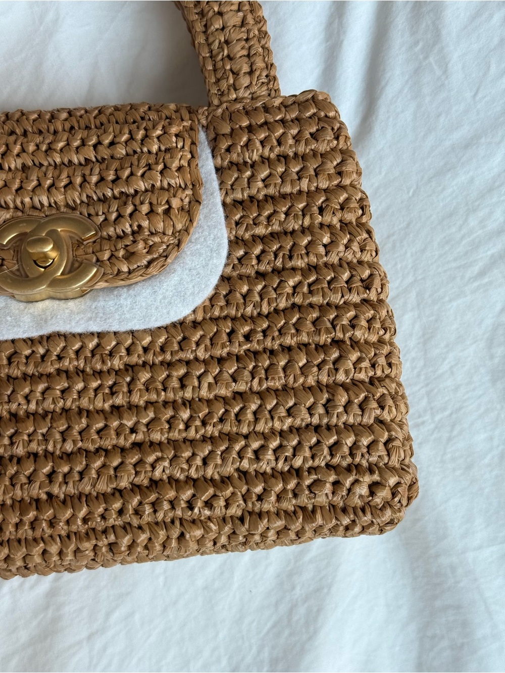 CHANEL Kelly raffia top-handle bag - Picture 4 of 12